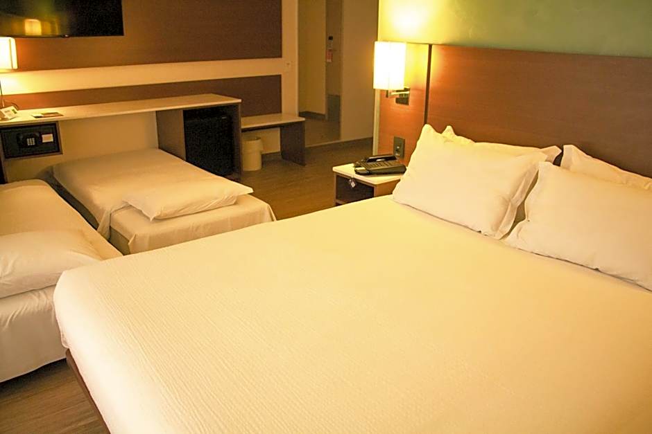 ibis Styles Curitiba Airport