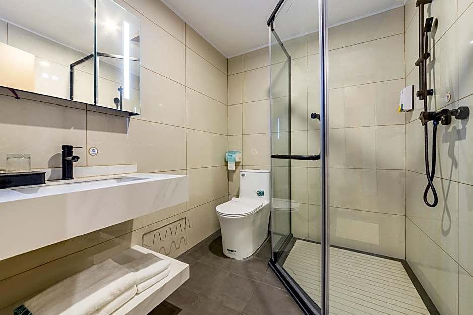 City Comfort Inn Qingyuan City Plaza