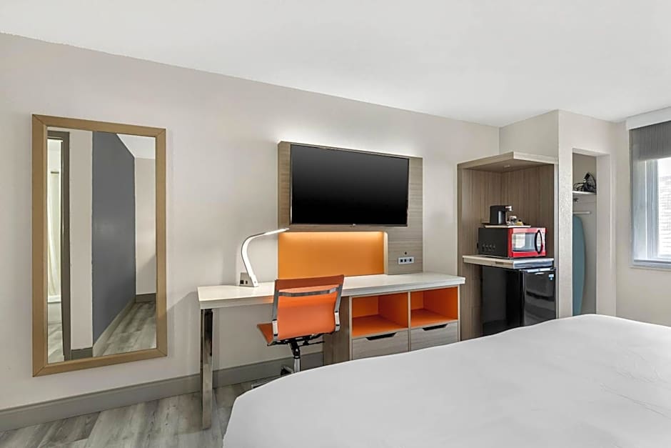 Quality Inn & Suites Ottumwa North