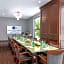 DoubleTree Suites by Hilton Hotel Boston - Cambridge
