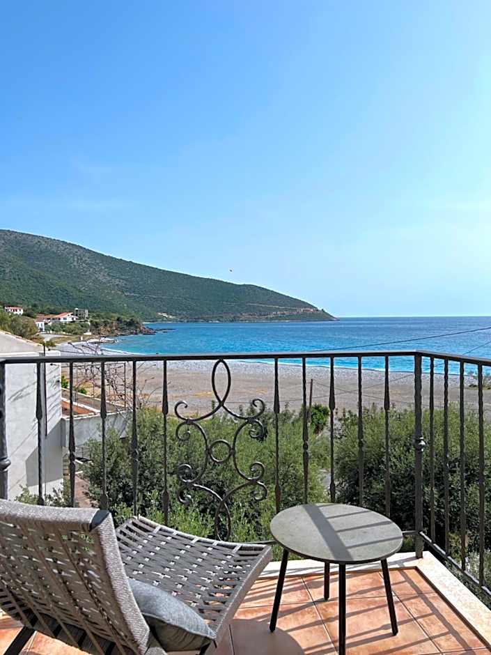 Atalanti Apartments