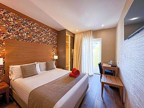 Superior Double or Twin Room with Terrace