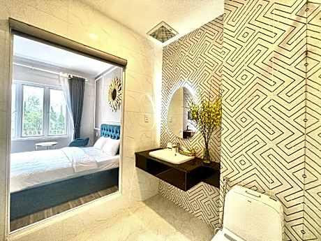 Phương Vy Luxury Hotel