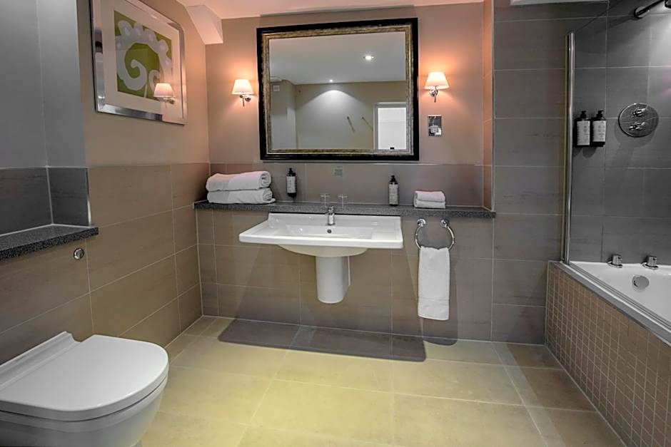 Crabwall Manor & Spa - BW Signature Collection