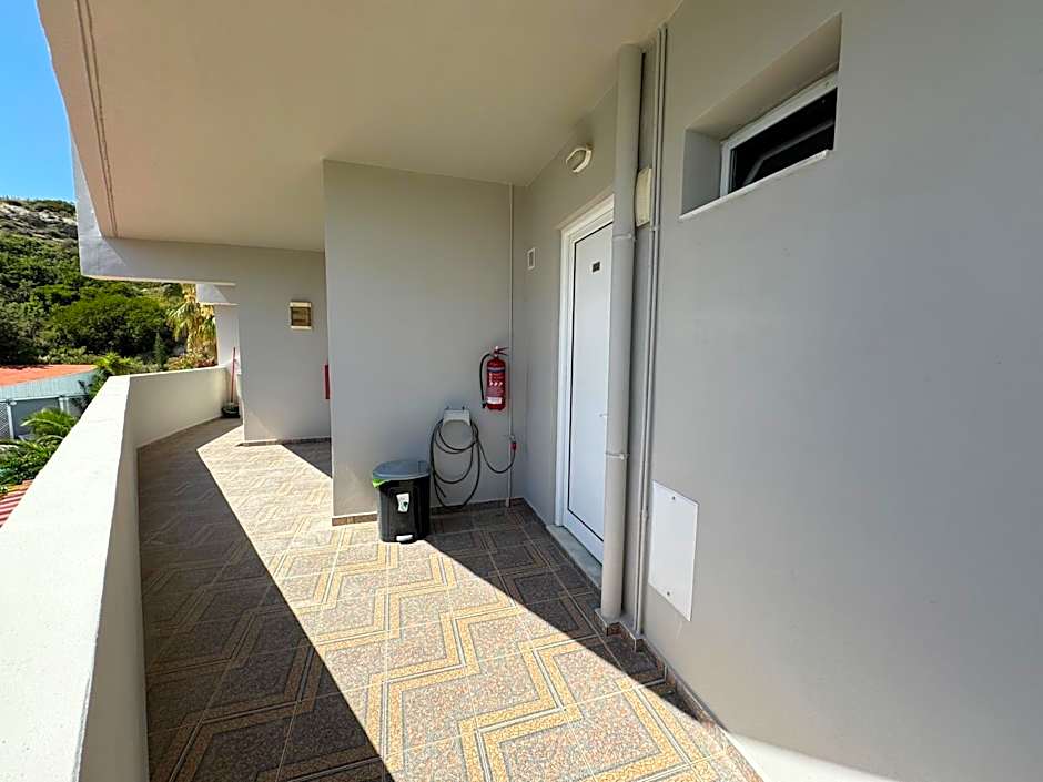 Peter's Place Studios & Suites