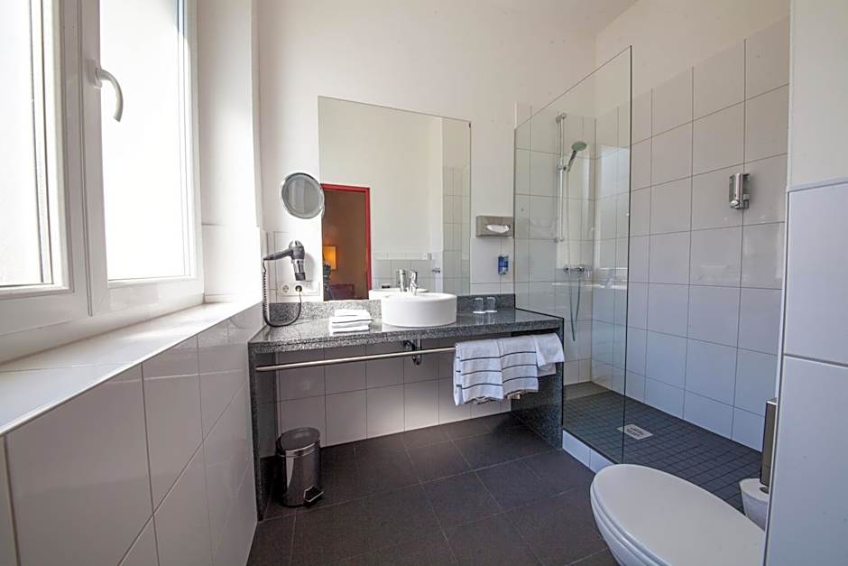 Novina Hotel Tillypark