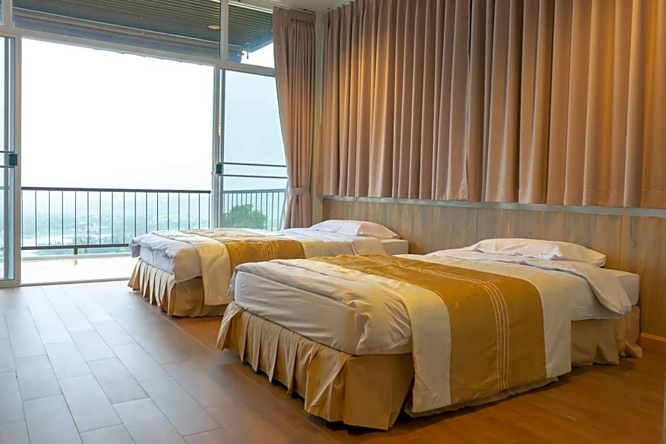 The private 2 @ khao kho