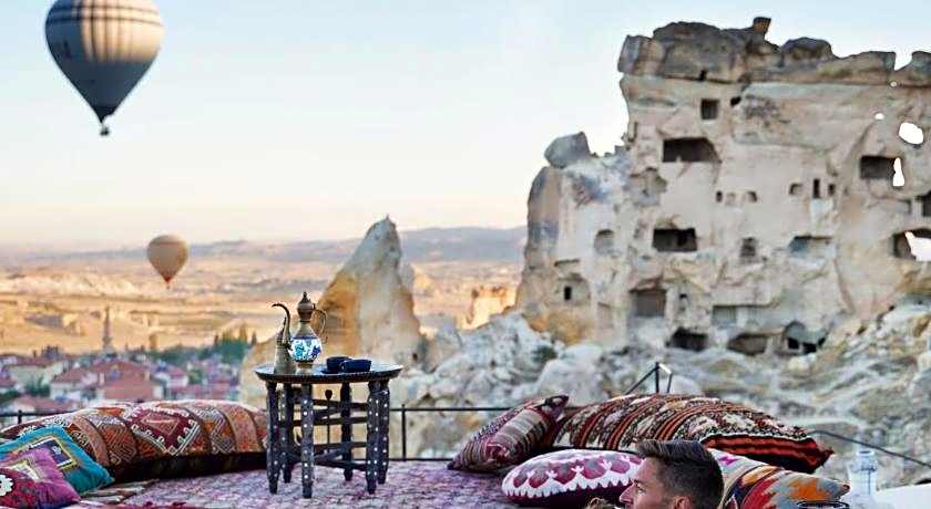 Seki Cave Hotel