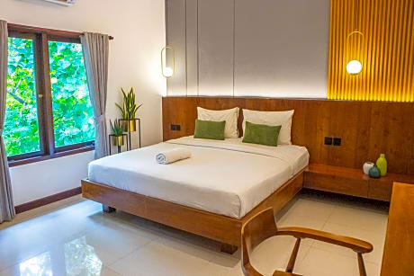 Deluxe Double Room with Balcony