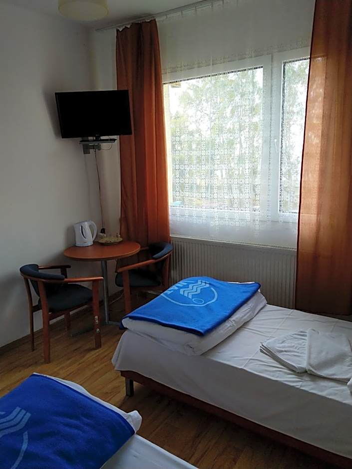 Photo 1 of 4 of Economy 2 Beds