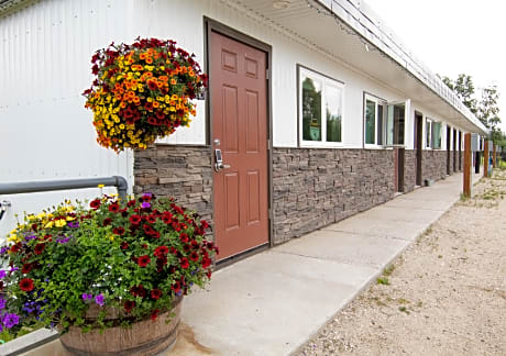 Alaska Frontier Inn