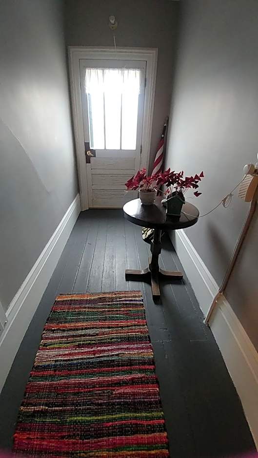 The Burlington Hotel & Bar - Alma WI