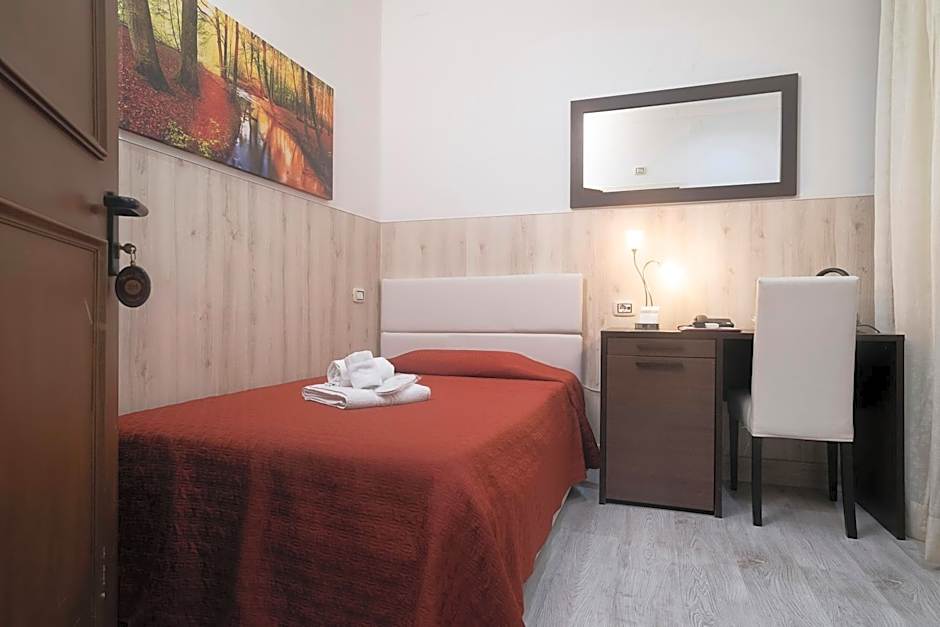 Hotel Tonic