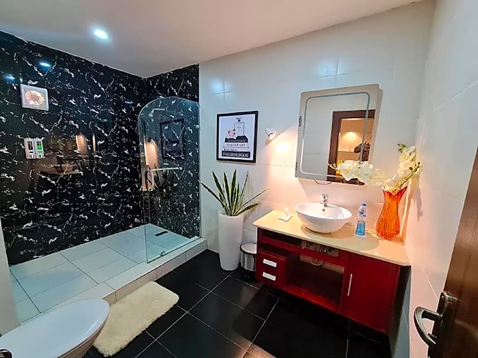 Ten Rooms Boutique Hotel Abuja