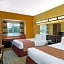 Microtel Inn & Suites by Wyndham Greenville/University Med