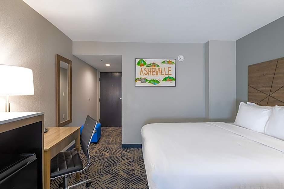 Rodeway Inn & Suites