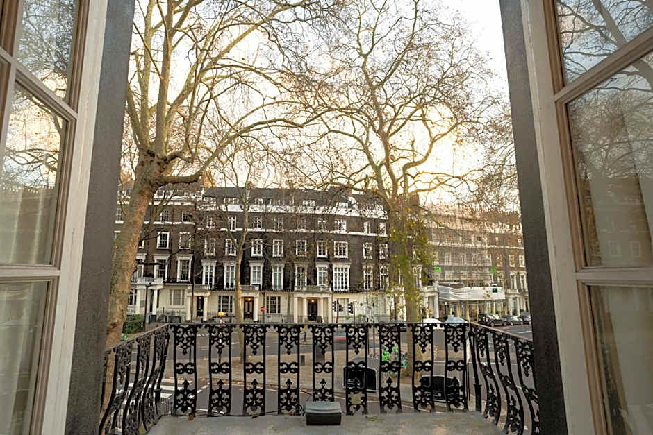 Lancaster Court Hotel