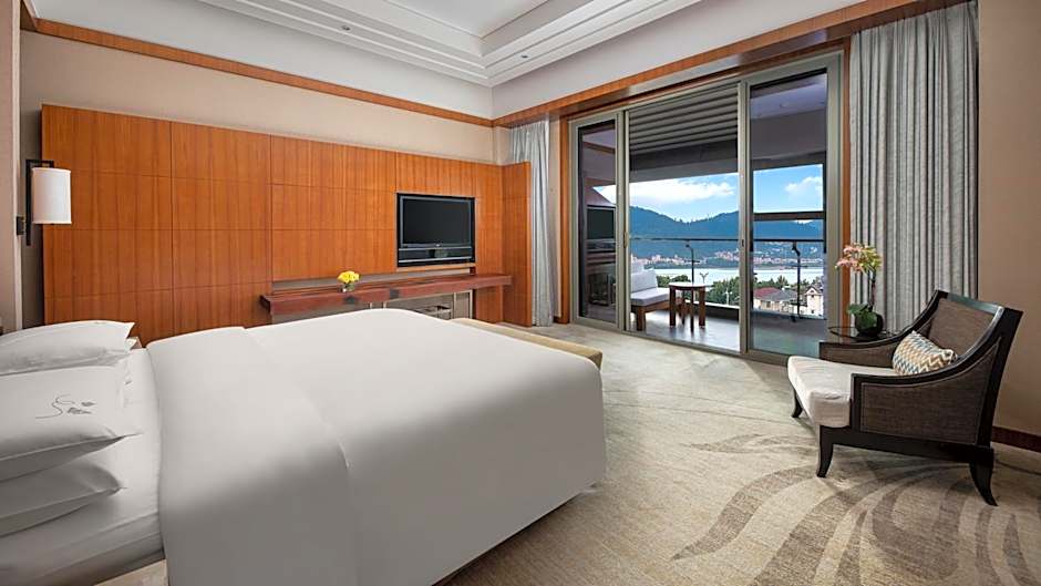 Foto 1 di 10 di Premium 1 King Bed