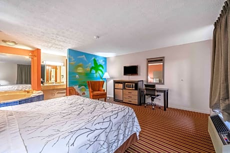 1 King Bed Jacuzzi Suite Smoking
