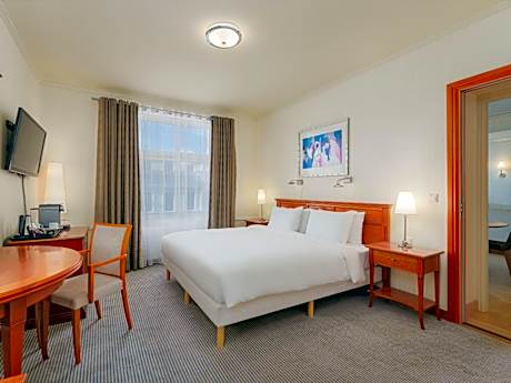 Presidential Suite with Terrace
