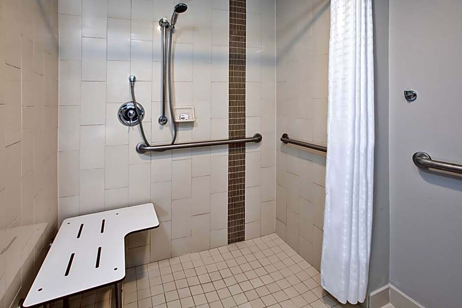 Candlewood Suites - Cincinnati Northeast - Mason By IHG