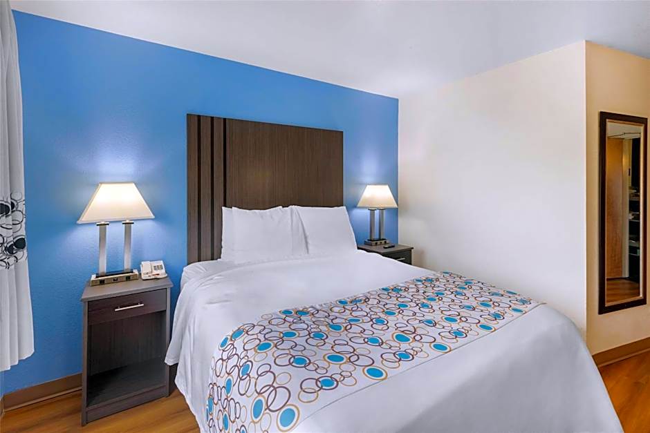 SureStay Plus Hotel by Best Western Niagara Falls East