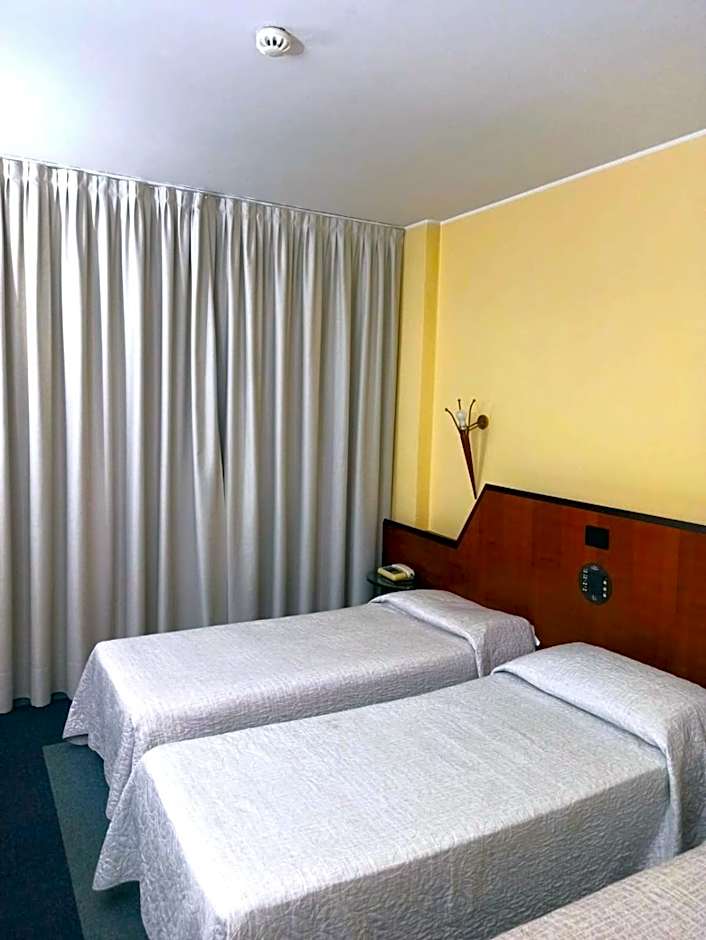 Hotel Cangrande Di Soave