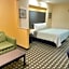Homegate Inn & Suites West Memphis