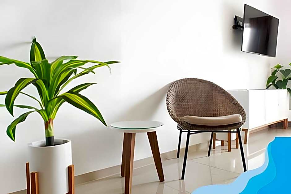 Minimalist Studio with Pool and FREE Scooter