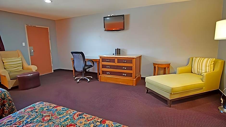 Los Angeles Inn & Suites LAX