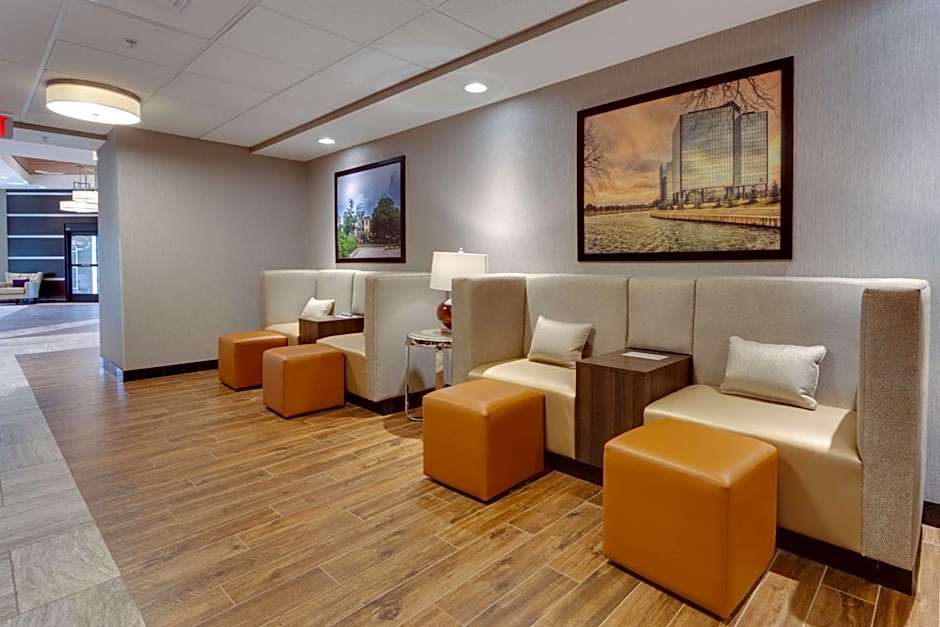 Drury Inn & Suites Overland Park