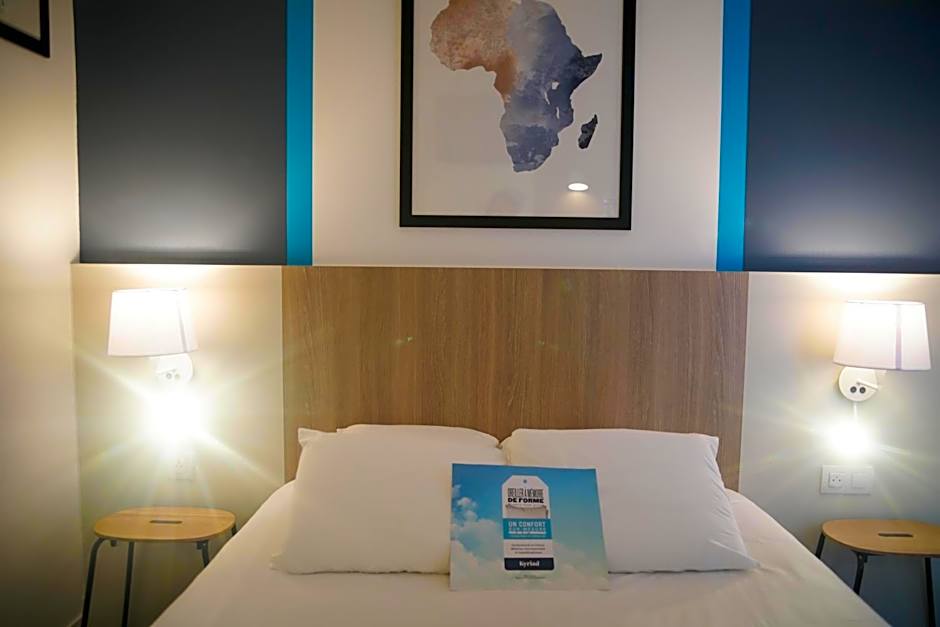 Kyriad Hotel La Fleche