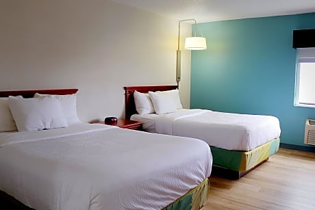 2 Full Beds