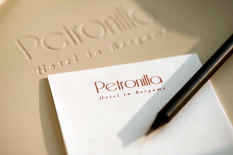 Petronilla - Hotel In Bergamo