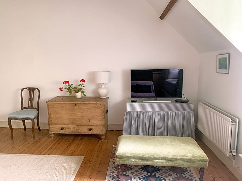 Dalton House Bed and Breakfast