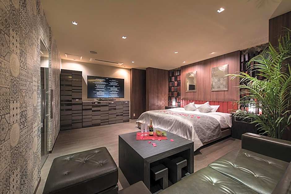 Hotel Lotus Iwatsuki (Adult Only)