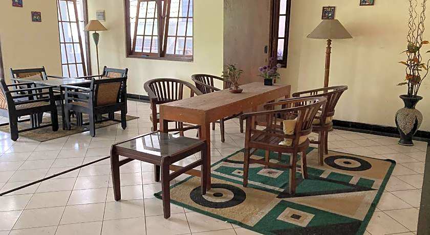 Hotel Garuda Syariah near Alun Alun Banjarnegara