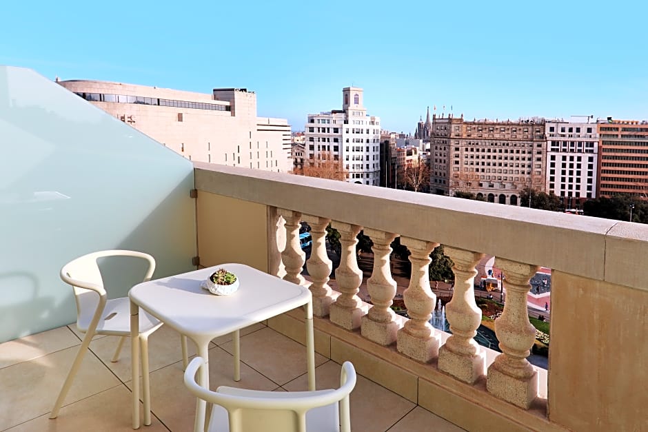 45 Times Barcelona Hotel