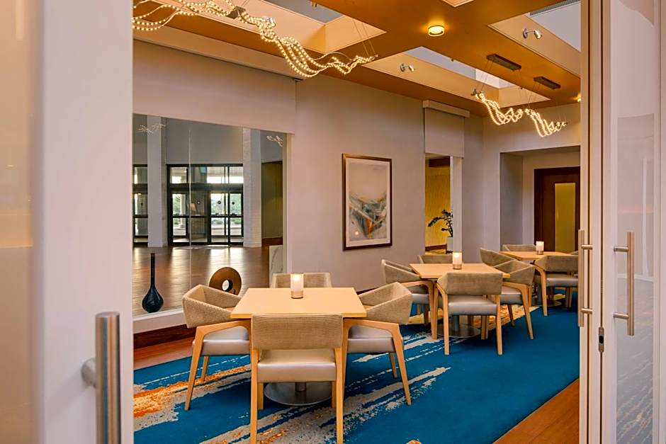 DoubleTree By Hilton Hotel Pittsburgh - Cranberry