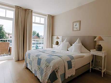 Double Room - Land Side (MS Europa)