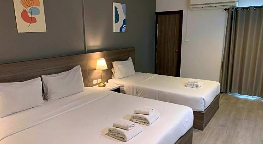 B2 Lampang Boutique & Budget Hotel