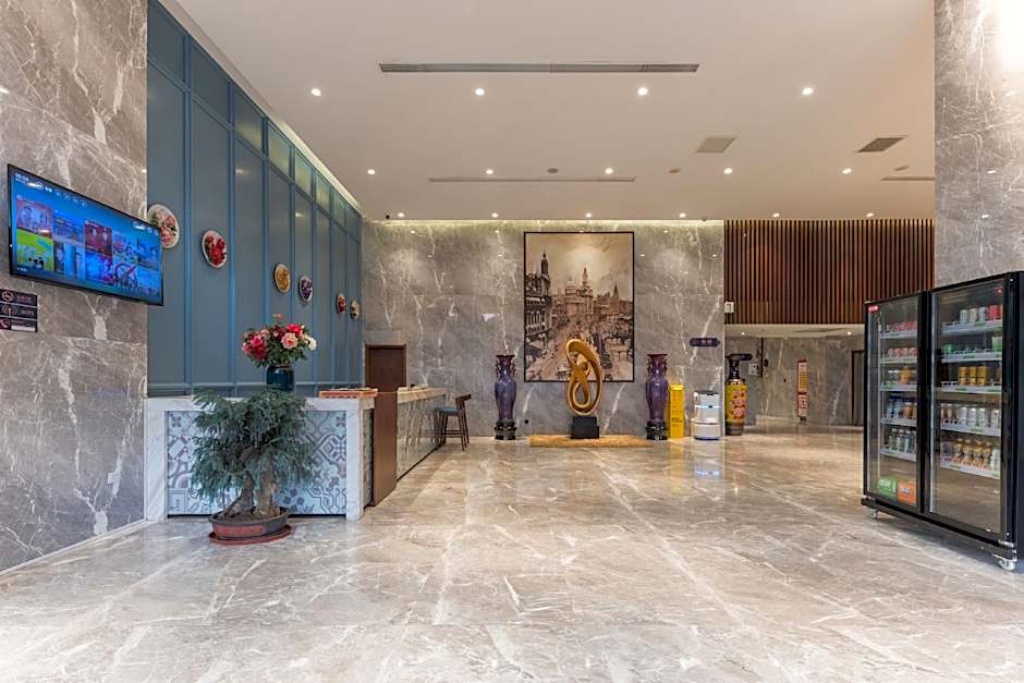GEM Hotel Luoyang Longmen High Speed Railway Station Univerisity Town