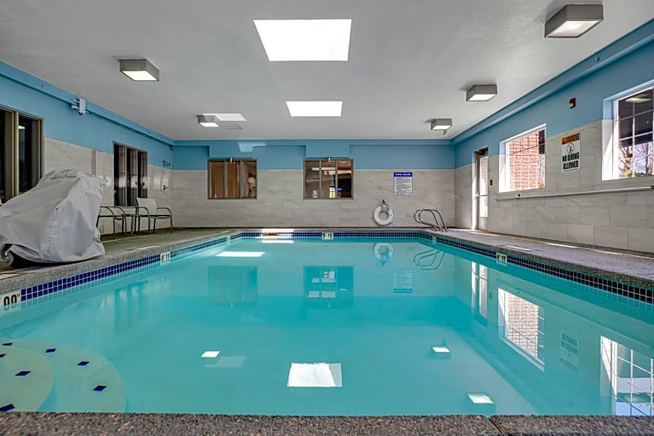 Holiday Inn Express Hotel & Suites Portland - Jantzen Beach By IHG