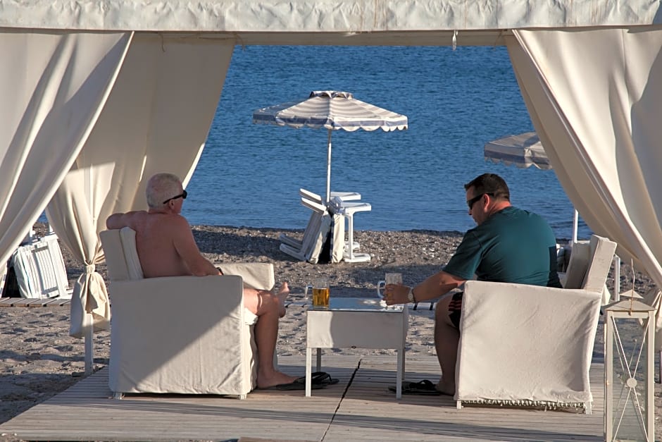 Sacallis Inn Beach Hotel