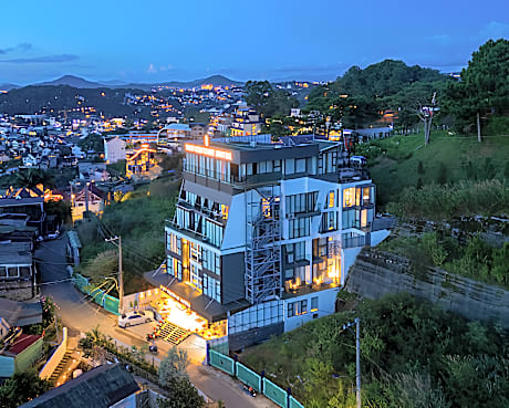 New Century Dalat Hotel