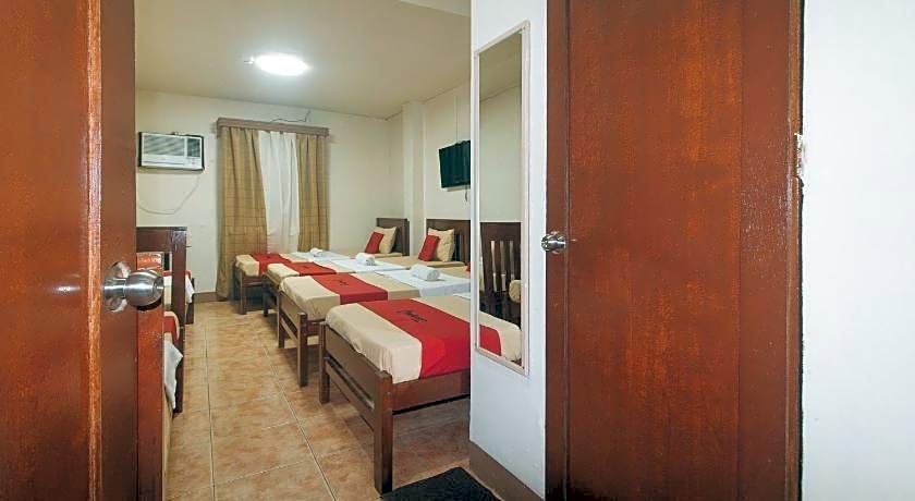 RedDoorz @ Plaza La Paz Iloilo City