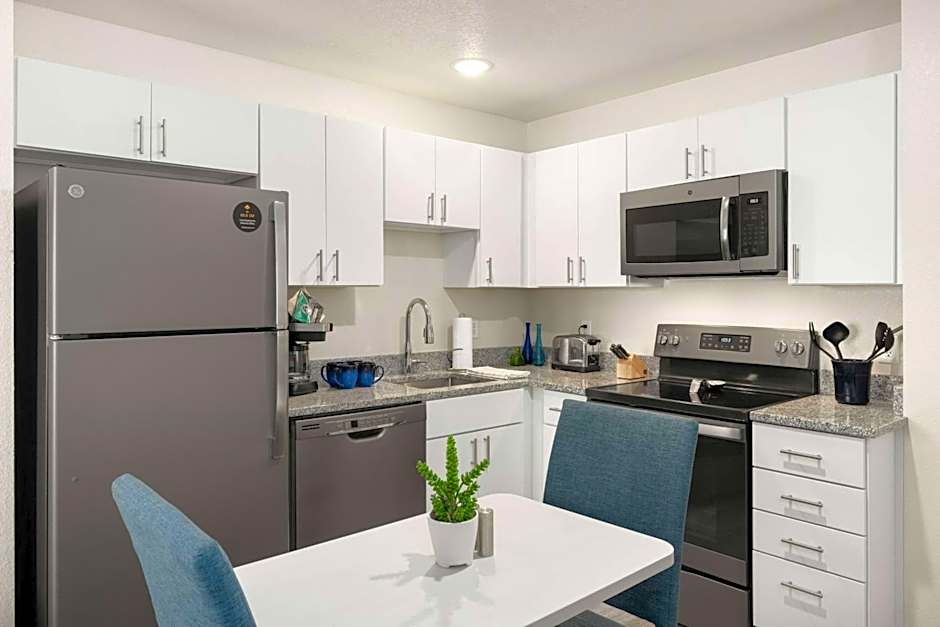 WaterWalk Extended Stay by Wyndham Minneapolis - Plymouth