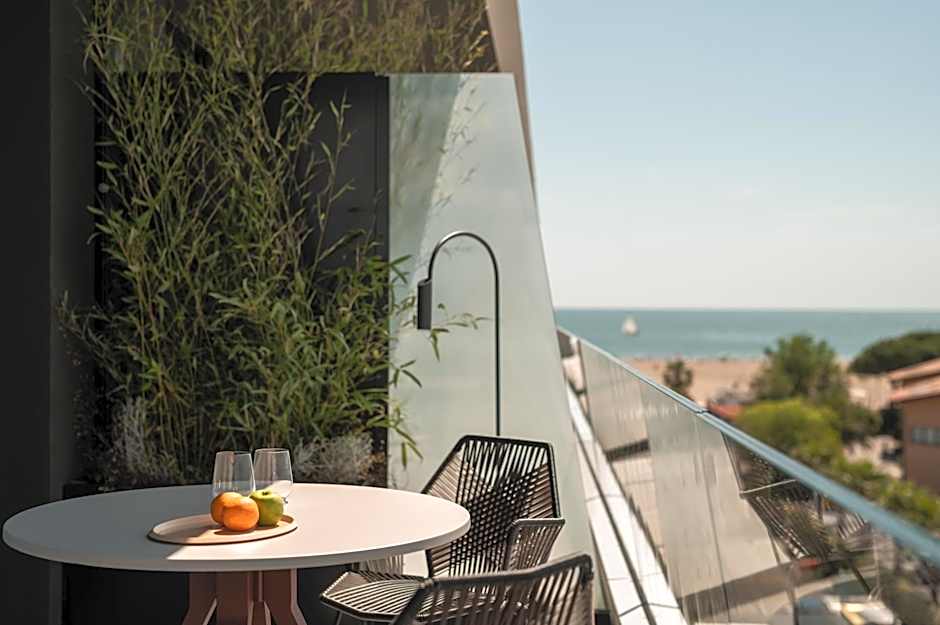 Laguna Faro Suites - Adults Only