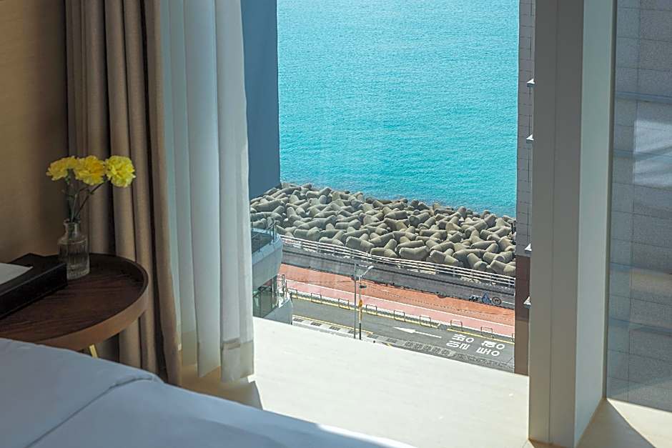 Hotel Marine View