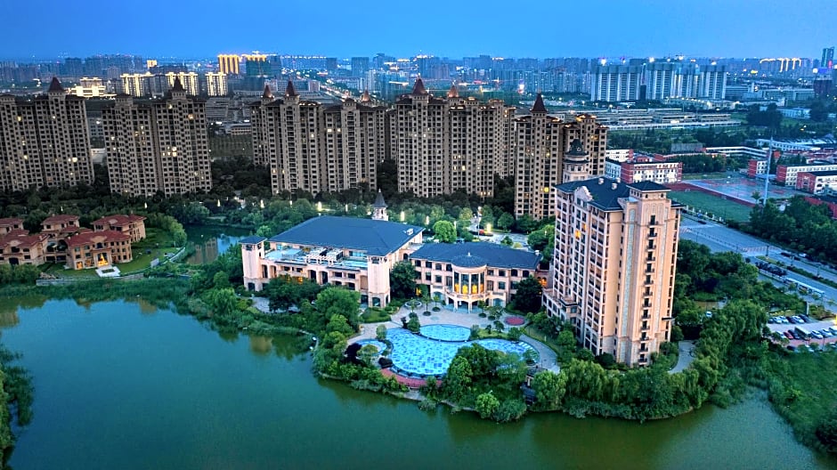 Suqian Shangyang Lake New Century Hotel